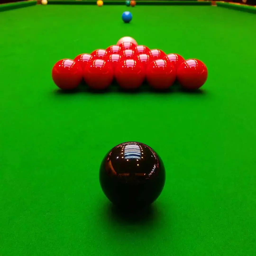 霍金斯VS罗伯逊：2023斯诺克北爱尔兰公开赛巅峰对决，谁能问鼎？